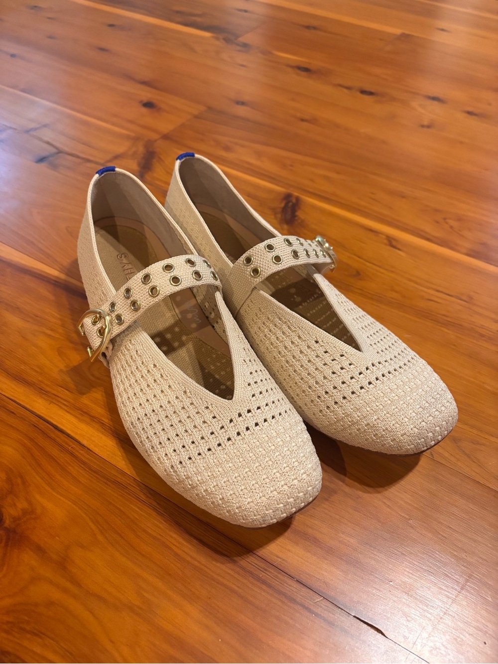 Rothys Breathable Cream Mary Jane Flats with Studded Strap size 10.5